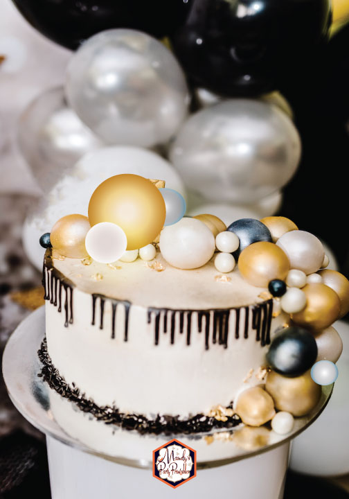 Black White Silver and Gold Cake | New Year's Eve Party | Mandy's Party Printables